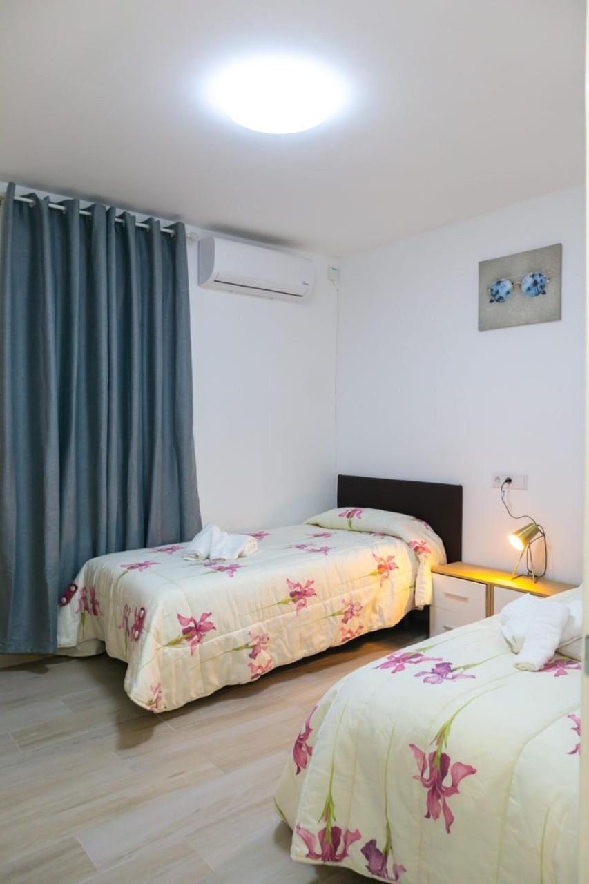 77 Hakuna Nicolasa Apartamento